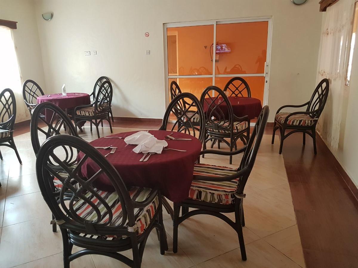 Ceamo Prestige Lodge Lodwar Buitenkant foto