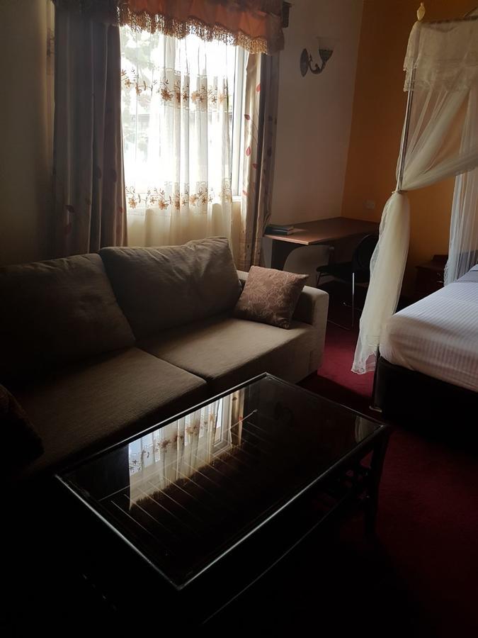 Ceamo Prestige Lodge Lodwar Buitenkant foto