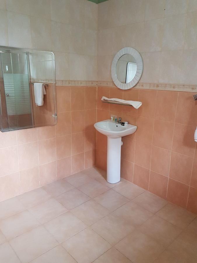 Ceamo Prestige Lodge Lodwar Buitenkant foto