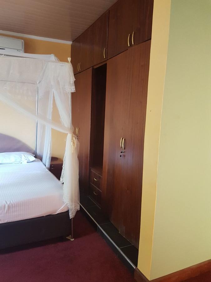 Ceamo Prestige Lodge Lodwar Buitenkant foto
